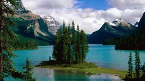 maligne lake