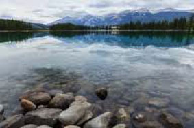 maligne lake