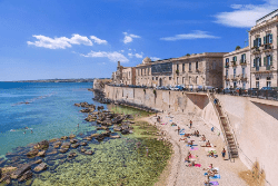 Spiaggia di Cala Rossa