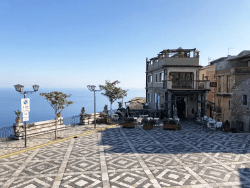 Piazza Sant’Antonino Piazza Sant’Antonino