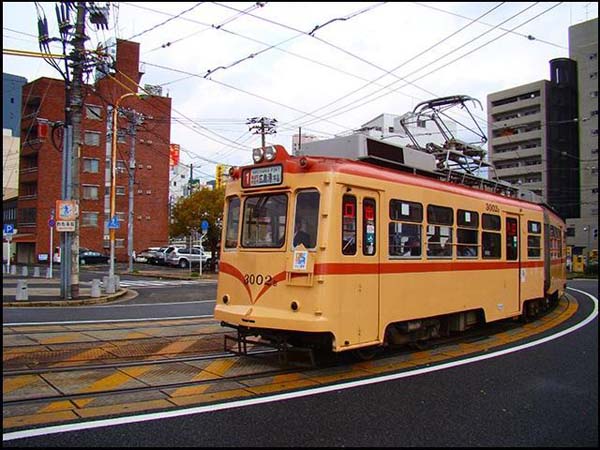 tranvía de japón